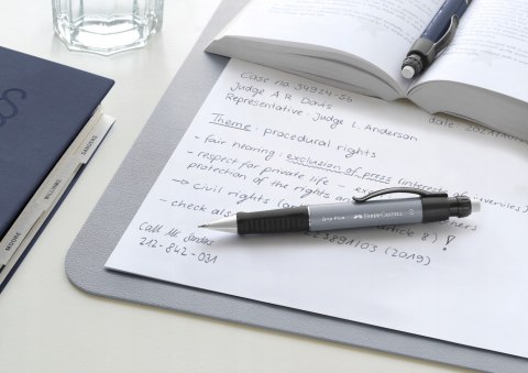 Ołówek automatyczny GRIP plus 1307 niebieski metalik 130732 FABER-CASTELL Ołówek automatyczny GRIP plus 1307 niebieski metalik 130732 FABER-CASTELL